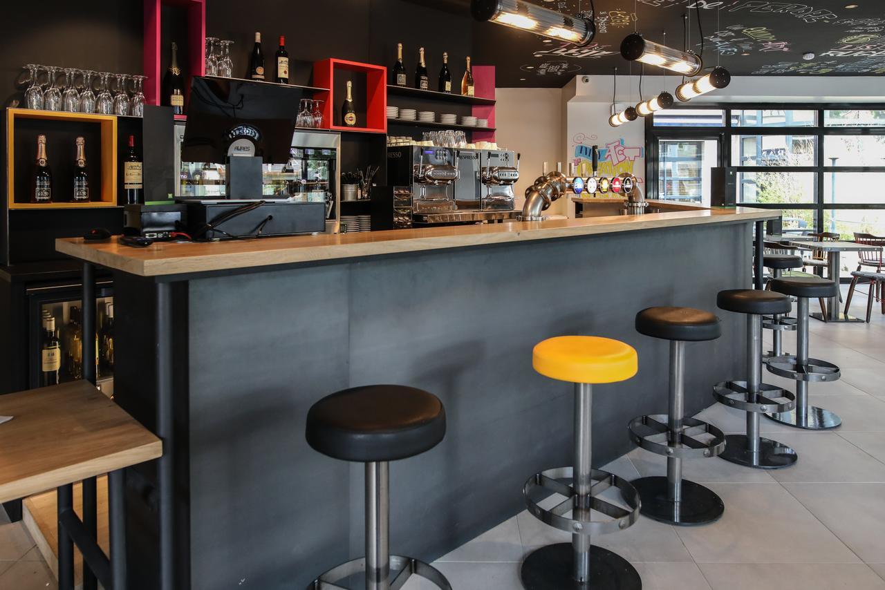 Hotel Ibis Styles Clermont-Ferrand Republique Exterior foto